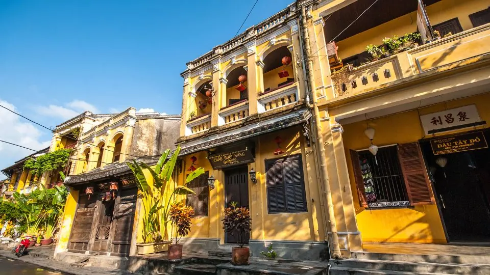 Hue - Hai Van Pass - My Son - Hoi An